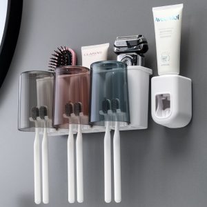 Paste dispenser
